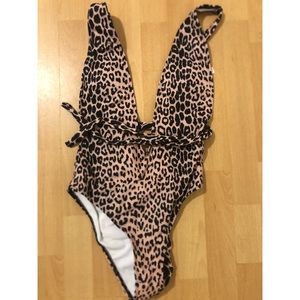 NWT Shein Leopard Print Bathing Suit